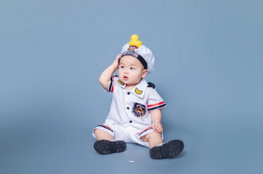 广州供卵包男孩宝宝几个月可以爬行