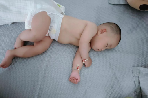 广州供卵包男孩宝宝发烧可以吹空调吗